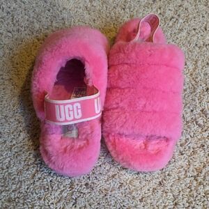 UGG Womens Bright Pink Fluffy Slides